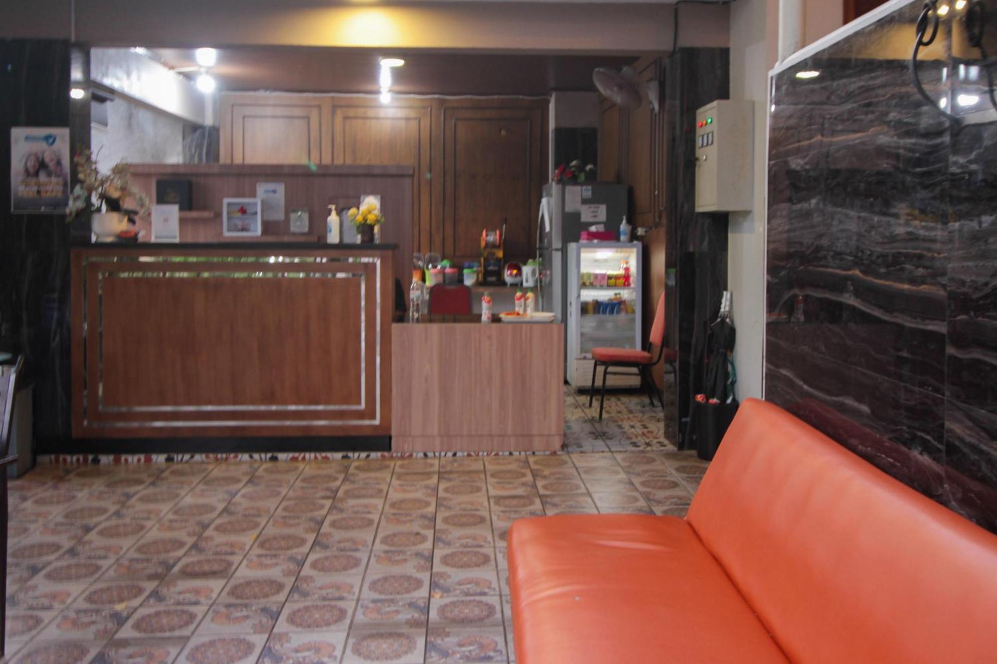 Urbanview Alfiya Hotel Lampung Bandar Lampung Eksteriør billede