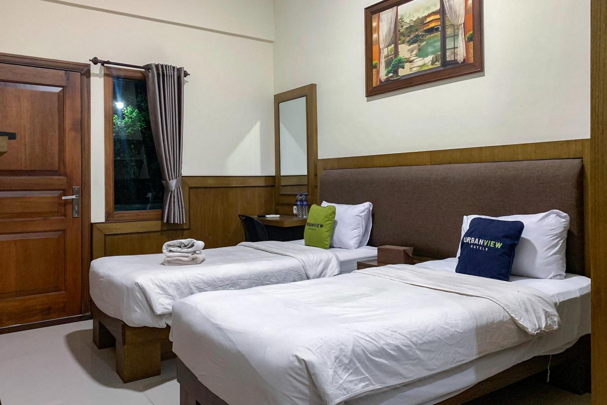 Urbanview Alfiya Hotel Lampung Bandar Lampung Eksteriør billede